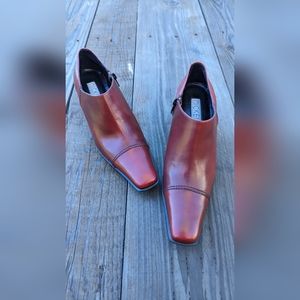 Nickels Burgundy Heels 7.5